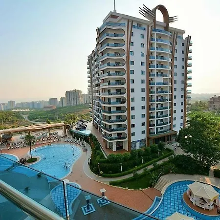 Azura Park